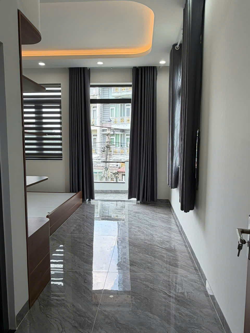 Bán nhà Dĩ An mới xây nội thất đầy đủ sổ hồng riêng ngay trung tâm Dĩ An TPHCM
